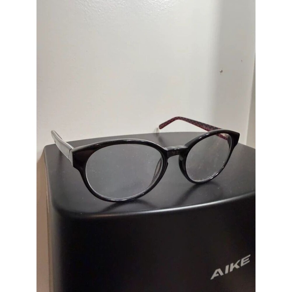 Juicy couture glasses